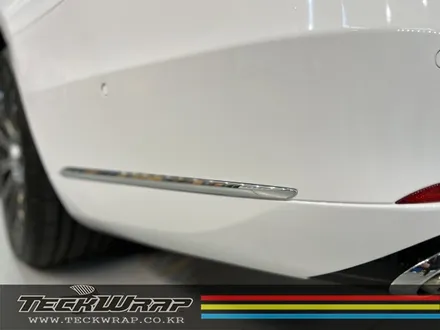 더욱 도장 같은 광택도의 하이그로시 화이트 벤츠 S560 랩핑 / 인천 서구