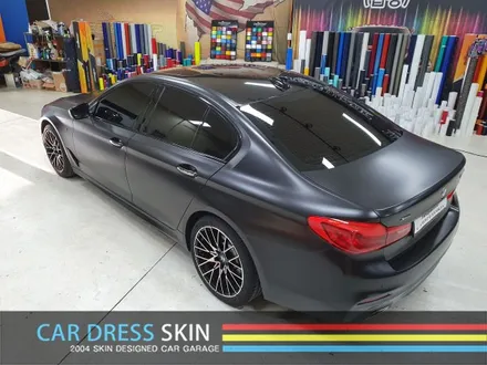 BMW 520d (G30) 사틴블랙 전체랩핑 / 인천 서구