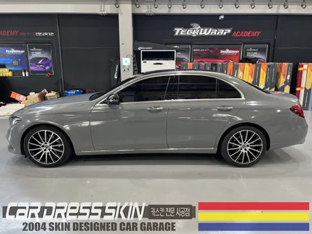 벤츠 E220d 순정 실버 색상을 요즘 대세 \