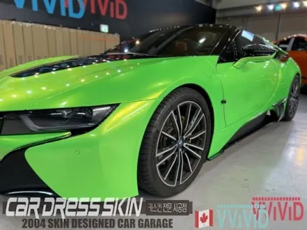 BMW i8 로드스터 형광캔디그린랩핑 \
