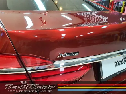 인천랩핑 BMW 740Li 화이트 필름 제거 ▶ 캔디다크레드 자동차랩핑 재시공 / 인천 서구