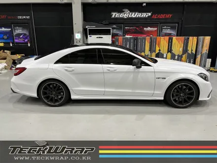 랩핑지 관리가 편한 택랩 사틴화이트(마테호른화이트) 벤츠 CLS63AMG 전체랩핑 / 인천 서구