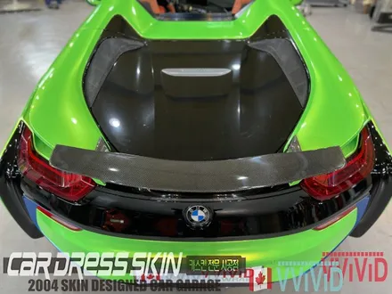BMW i8 로드스터 형광캔디그린랩핑 \