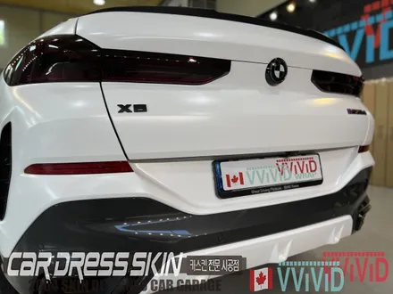 BMW X6(G06) 무광화이트 \'사틴화이트\' 크롬딜리트 전체랩핑 + 라이트필름 / 인천 서구 가좌동