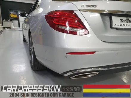 벤츠 E300 유광화이트 순정 느낌의 자동차랩핑 / 인천 서구