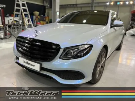 벤츠 E클래스 E220d 랩핑 \