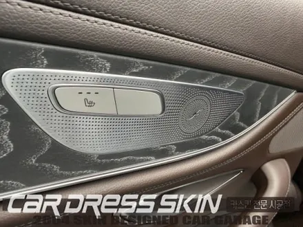 벤츠CLS450 카본실내랩핑으로 올드한 우드트림의 완벽한 변신 / 인천 서구 가좌동