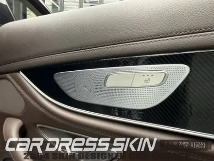 벤츠CLS450 카본실내랩핑으로 올드한 우드트림의 완벽한 변신 / 인천 서구 가좌동