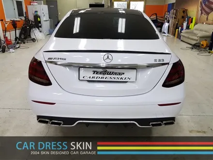 벤츠 E63AMG 블랙▶화이트 인천카스킨 카드레스스킨 / 인천 서구