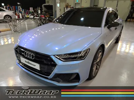 인천카멜레온랩핑 신형 Audi A7 택랩 블루카멜레온 전체랩핑 / 인천 서구