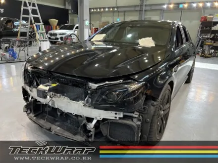 기존 랩핑제거후 벤츠 E63AMG 반무광화이트 전체랩핑재시공 \