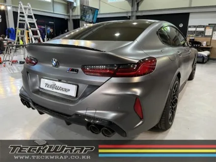 BMW M8 \