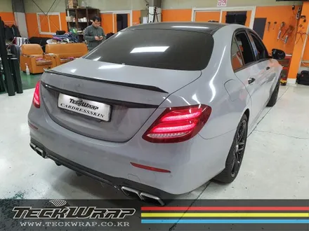 다크 한 무광그린블랙 벤츠 E63AMG 다크그린래핑 / 인천 서구