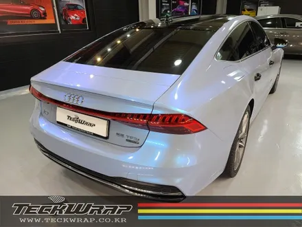 인천카멜레온랩핑 신형 Audi A7 택랩 블루카멜레온 전체랩핑 / 인천 서구
