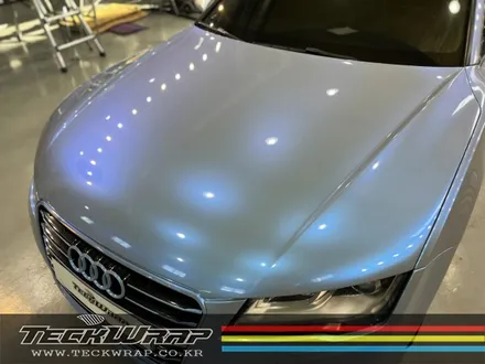 아우디 A7 \
