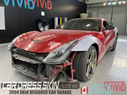페라리 F12 베를리네타 \'사고차\' 수리 후 화이트랩핑 / 인천 서구 가좌동