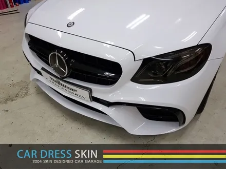 벤츠 E63AMG 블랙▶화이트 인천카스킨 카드레스스킨 / 인천 서구
