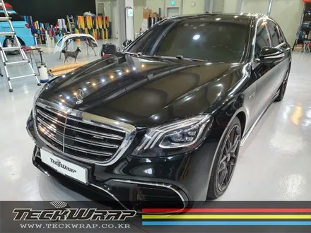 초 고광택 하이그로시 블랙 도장면과 같은 광택도의 랩핑 S63AMG 전체랩핑 / 인천 서구