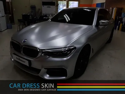 BMW G30 5시리즈 무광크롬랩핑+휠도색+캘리퍼 캔디도색 / 인천 서구