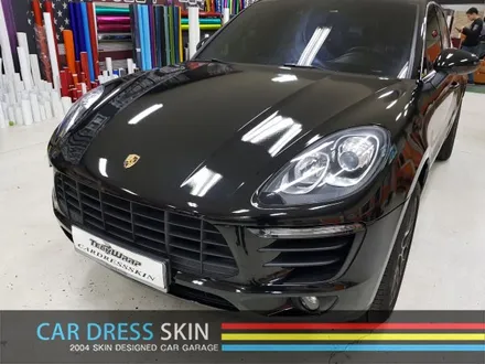 포르쉐 SUV 마칸 3M 유광블랙 전체랩핑 / 인천 서구