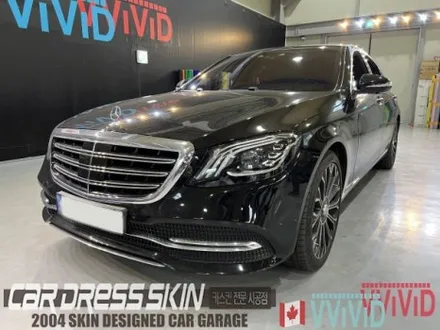 하이그로시 화이트 도장면 같은 광택도의 순정 화이트랩핑 벤츠 S560 유광화이트 전체랩핑 / 인천 서구 가좌동
