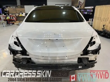 인천랩핑 제거 재시공 \'벤츠 E63AMG\' 다크그레이▶캔디블루카멜레온 / 인천 서구 가좌동