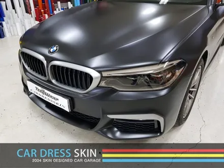 BMW G30 5시리즈 화이트▶사틴블랙 + 실버 포인트 랩핑 / 인천 서구