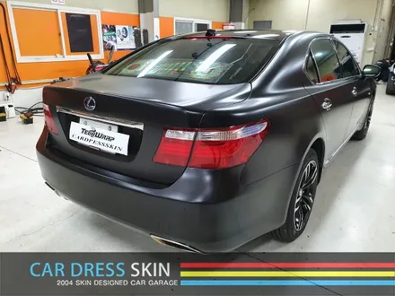 렉서스 LS600h 사틴블랙 (에이버리) 자동차 전체 래핑 / 인천 서구