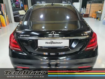 초 고광택 하이그로시 블랙 도장면과 같은 광택도의 랩핑 S63AMG 전체랩핑 / 인천 서구