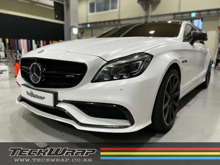 랩핑지 관리가 편한 택랩 사틴화이트(마테호른화이트) 벤츠 CLS63AMG 전체랩핑 / 인천 서구