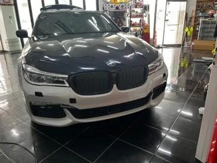 BMW 740d G12 택랩 슬레이트 그레이 (SLATE GREY) 고광택 필름 전체 랩핑 시공 대전 카드레스스킨 / 대전 중구 산성동