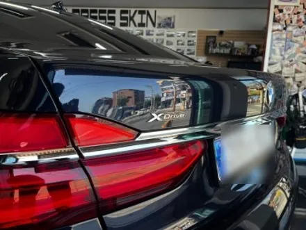 BMW 7시리즈 G바디 크롬죽이기 시공 대전 카드레스스킨 / 대전 중구 산성동