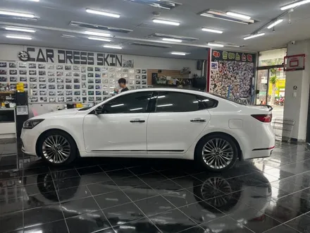기아 올뉴 K7 크롬죽이기 시공 대전 카드레스스킨 / 대전 중구 산성동