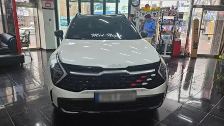 기아 준중형 SUV 스포티지 크롬죽이기 및 카본 부분 랩핑 / 대전 중구 산성동
