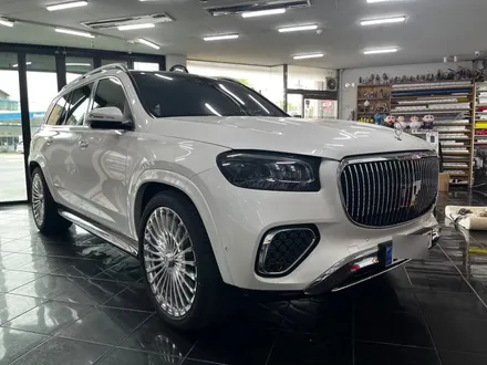 벤츠 gls 600 마이바흐 고광택 듀오톤 시공 대전 카드레스스킨 / 대전 중구 산성동