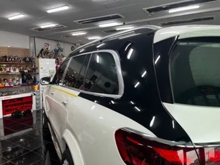 벤츠 gls 600 마이바흐 고광택 듀오톤 시공 대전 카드레스스킨 / 대전 중구 산성동