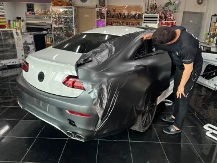 벤츠 AMG CLE 53 3M 사틴 다크 그레이 전체 랩핑 대전 카드레스스킨 / 대전 중구 산성동
