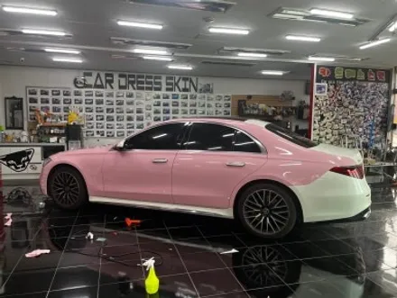 벤츠 S450d 택랩 고광택 밀레니얼 핑크(millennial pink) 전체 랩핑 대전 카드레스스킨 / 대전 중구 산성동