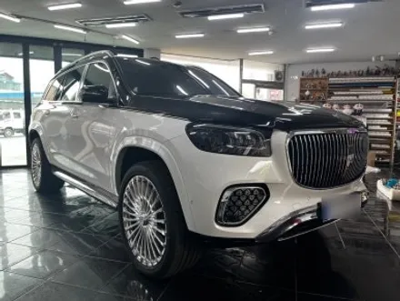 벤츠 gls 600 마이바흐 고광택 듀오톤 시공 대전 카드레스스킨 / 대전 중구 산성동