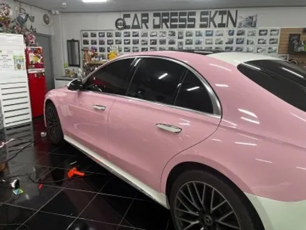 벤츠 S450d 택랩 고광택 밀레니얼 핑크(millennial pink) 전체 랩핑 대전 카드레스스킨 / 대전 중구 산성동