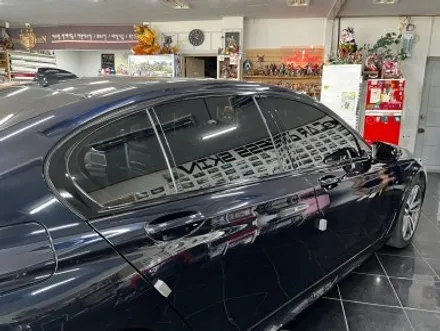 BMW 7시리즈 G바디 크롬죽이기 시공 대전 카드레스스킨 / 대전 중구 산성동