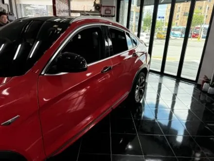 BMW F26 X4 강렬한 레드 랩핑으로 스포츠성이 짙어지다. [전체랩핑, 루프스킨, 포인트 랩핑] 대전 카드레스스킨 / 대전 중구 산성동
