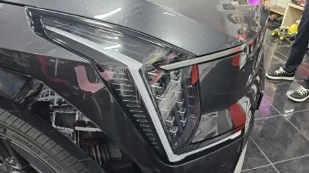 2024년 KIA EV9 AWD 생활보호필름 PPF 작업 및 로고 카본 랩핑 시공 / 대전 중구 산성동