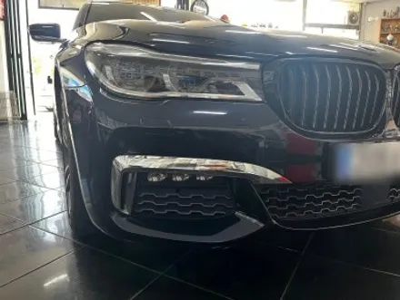 BMW 7시리즈 G바디 크롬죽이기 시공 대전 카드레스스킨 / 대전 중구 산성동