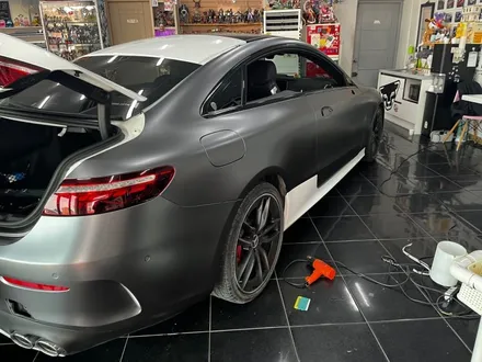 벤츠 AMG CLE 53 3M 사틴 다크 그레이 전체 랩핑 대전 카드레스스킨 / 대전 중구 산성동