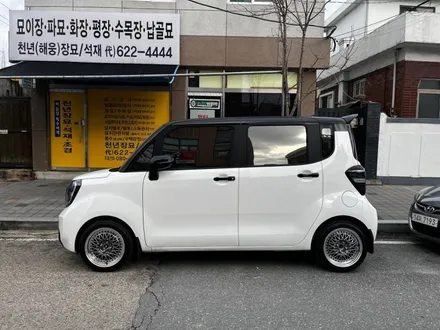2024 기아 레이 투톤 랩핑 작업 시공 대전 카드레스스킨 / 대전 중구 산성동