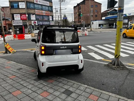 2024 기아 레이 투톤 랩핑 작업 시공 대전 카드레스스킨 / 대전 중구 산성동