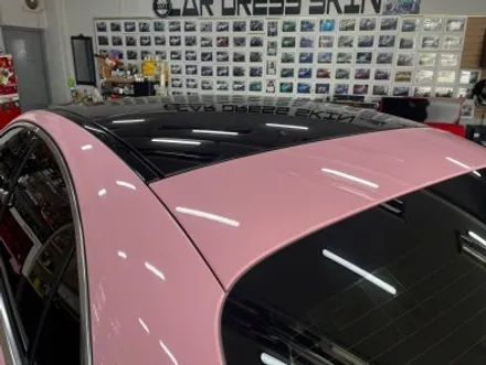 벤츠 S450d 택랩 고광택 밀레니얼 핑크(millennial pink) 전체 랩핑 대전 카드레스스킨 / 대전 중구 산성동