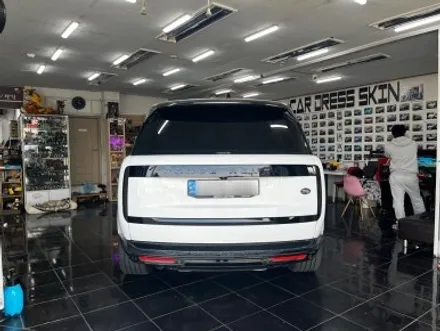 랜드로버 보그 크롬죽이기 및 레터링 교체 작업 대전 카드레스스킨 / 대전 중구 산성동