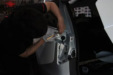 24년 카니발 KA4 전체 고광택 투톤 랩핑, 크롬죽이기 대전카드레스스킨 / 대전 중구 산성동